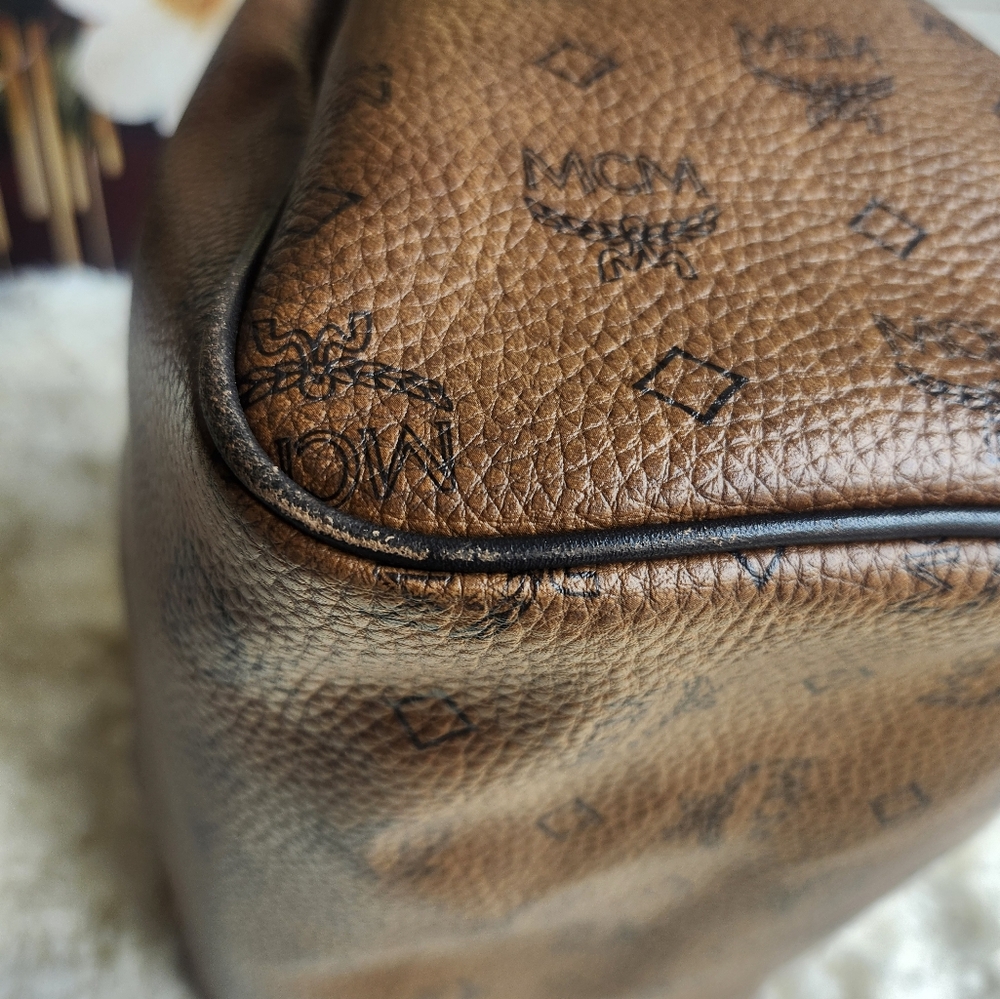 MCM Brown Visetos Tote with Gold Accents - Picture 11 of 16